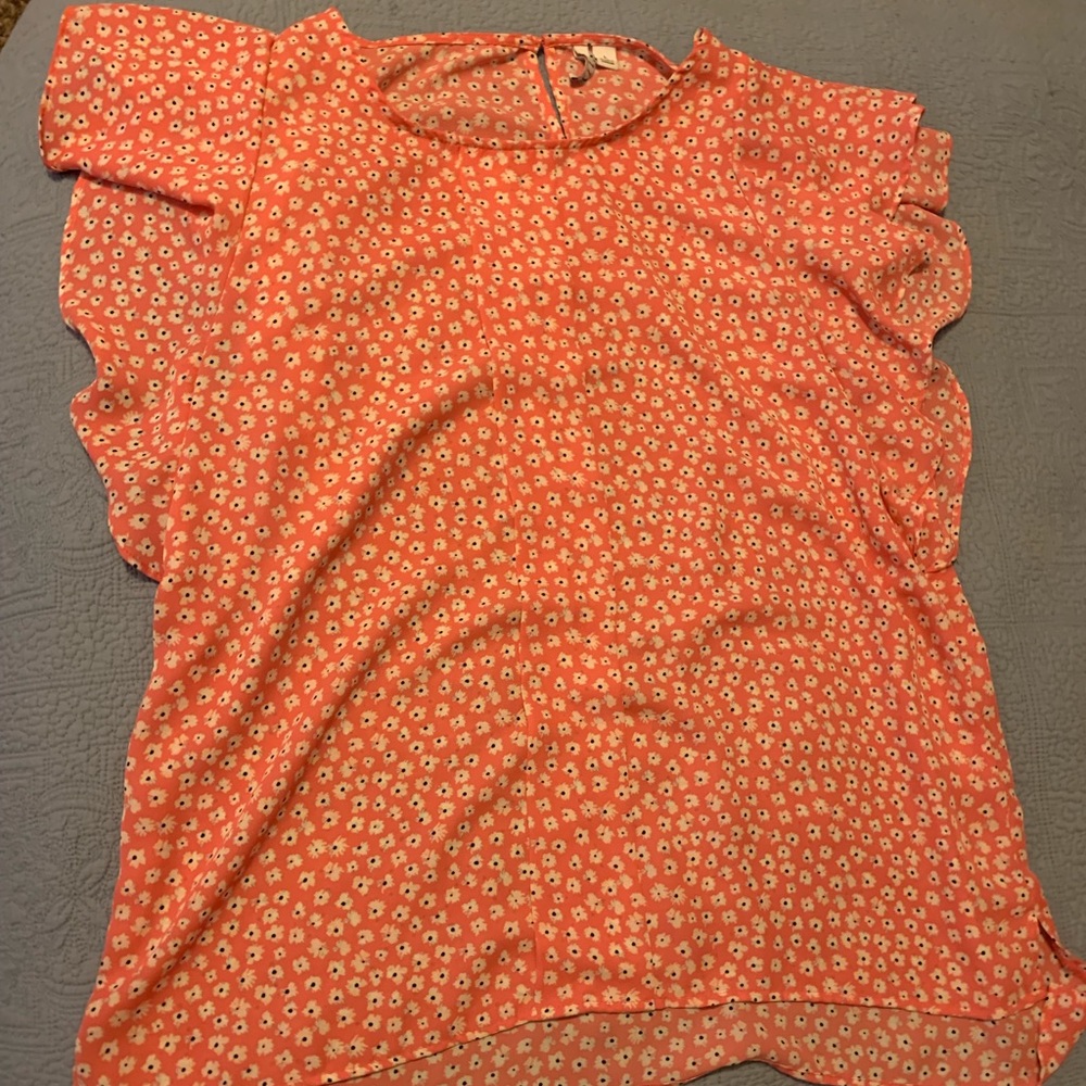 Pink white flower pattern blouse Elle Large